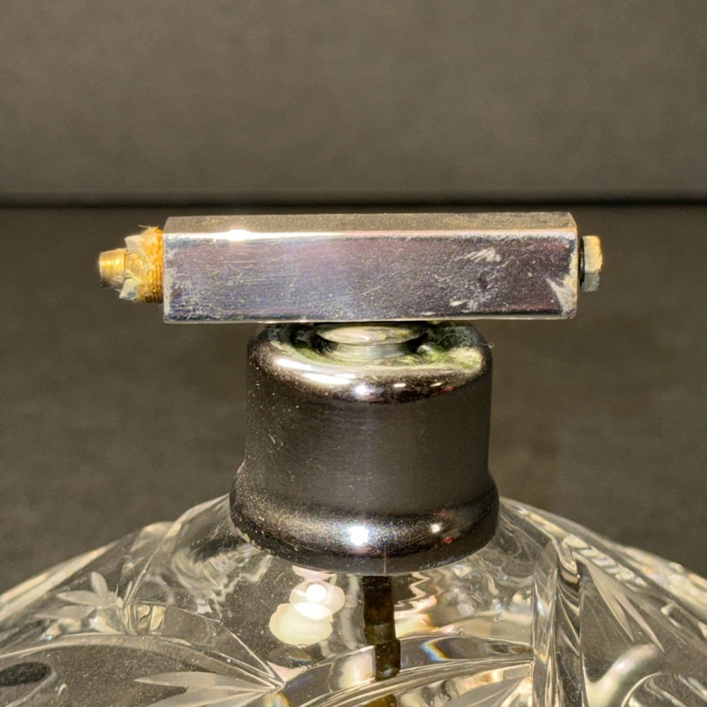 Vintage Cut Crystal Perfume Bottle Missing Squeeze Bulb for Atomizer and Tube - Picture 4 of 6